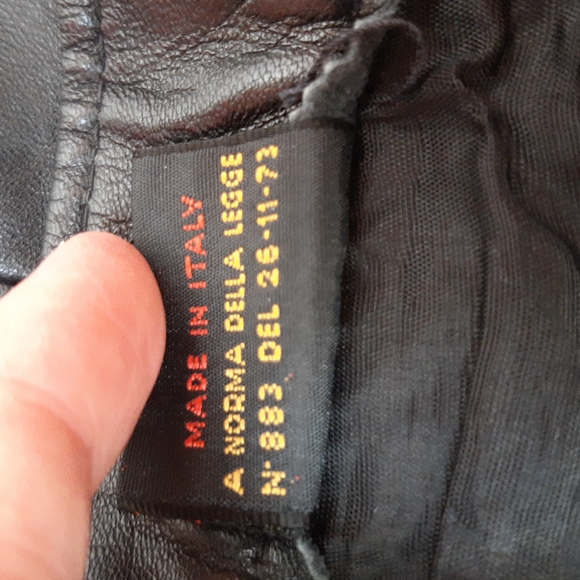 VINTAGE Leather Midi Skirt - Picture 5 of 12